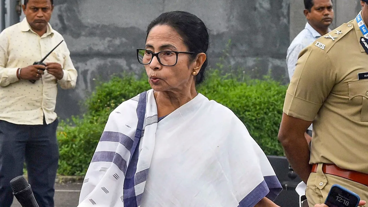 Mamata Banerjee DVC Floods North Bengal Floods