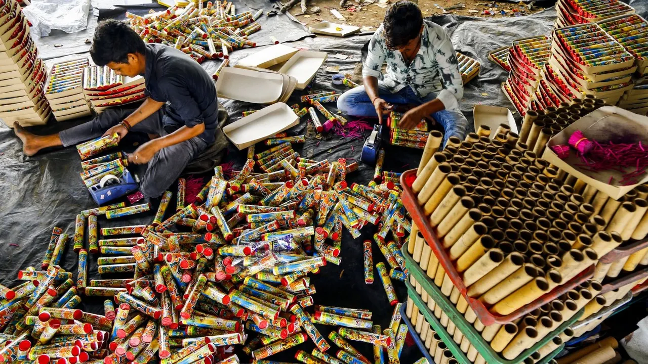 Green Crackers Firecrackers Ban Green Firecrackers ban