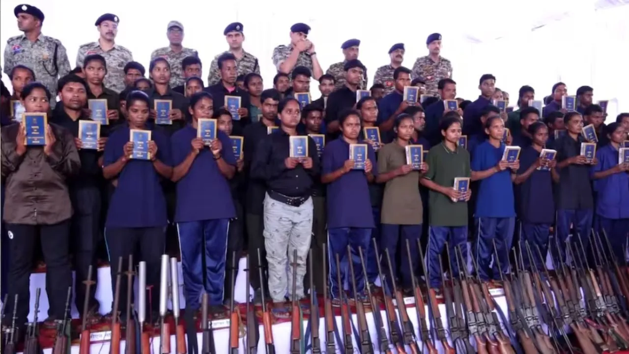 Naxalites surrender in Chhattisgarh