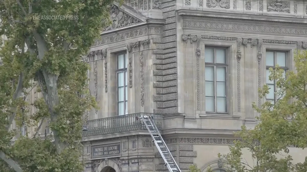 Louvre Museum closes after theft