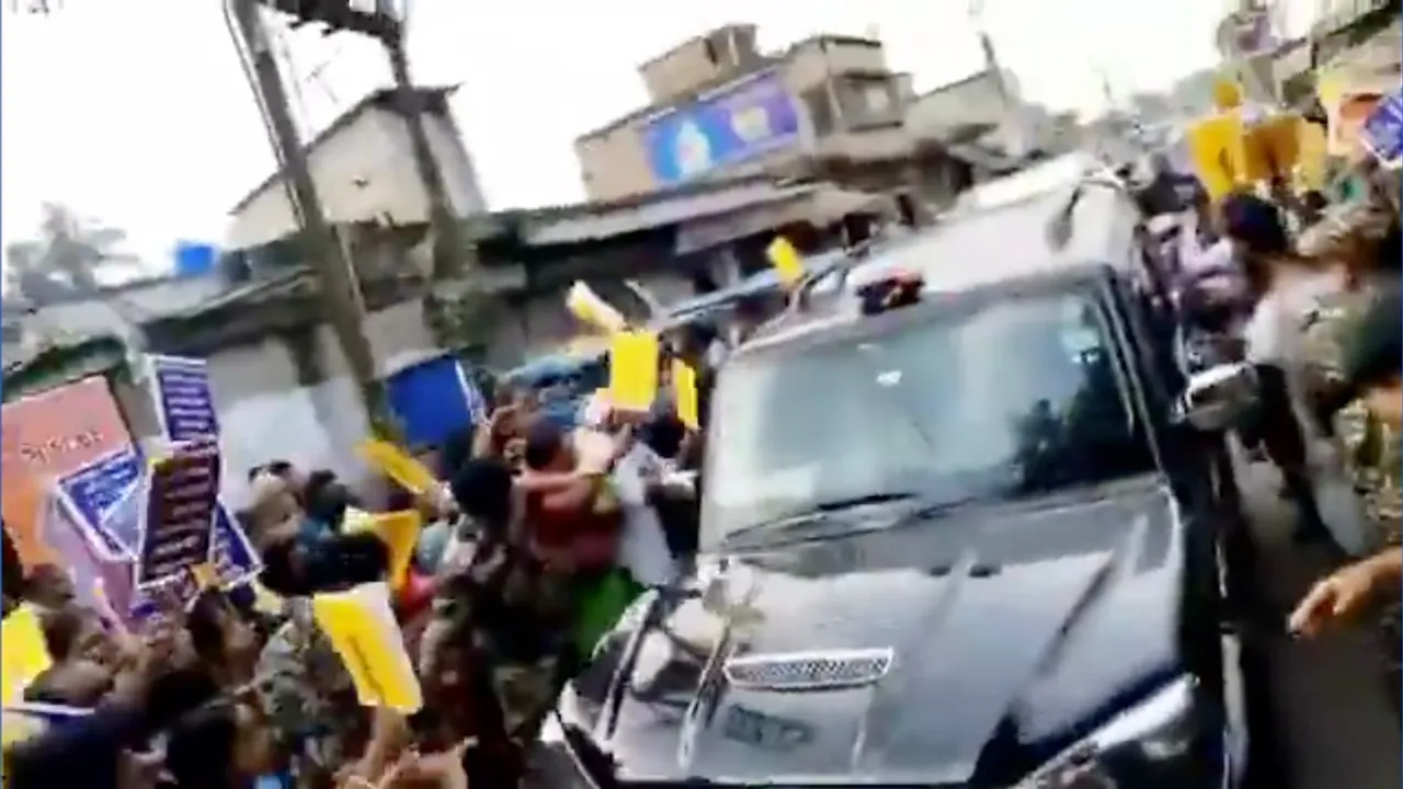 suvendu adhikar car attacked