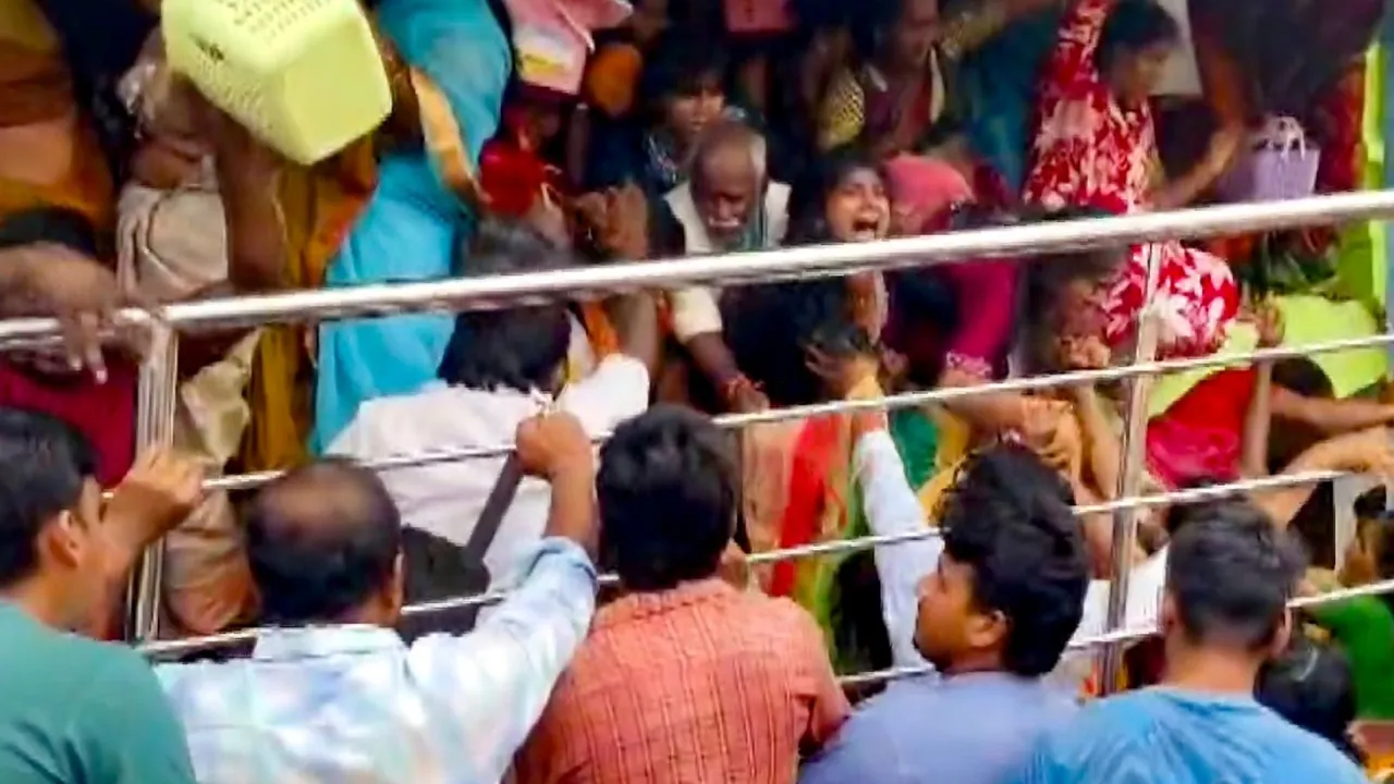Kasibugga Temple Stampede Srikakulam Stampede Venkateswara Temple Stampede