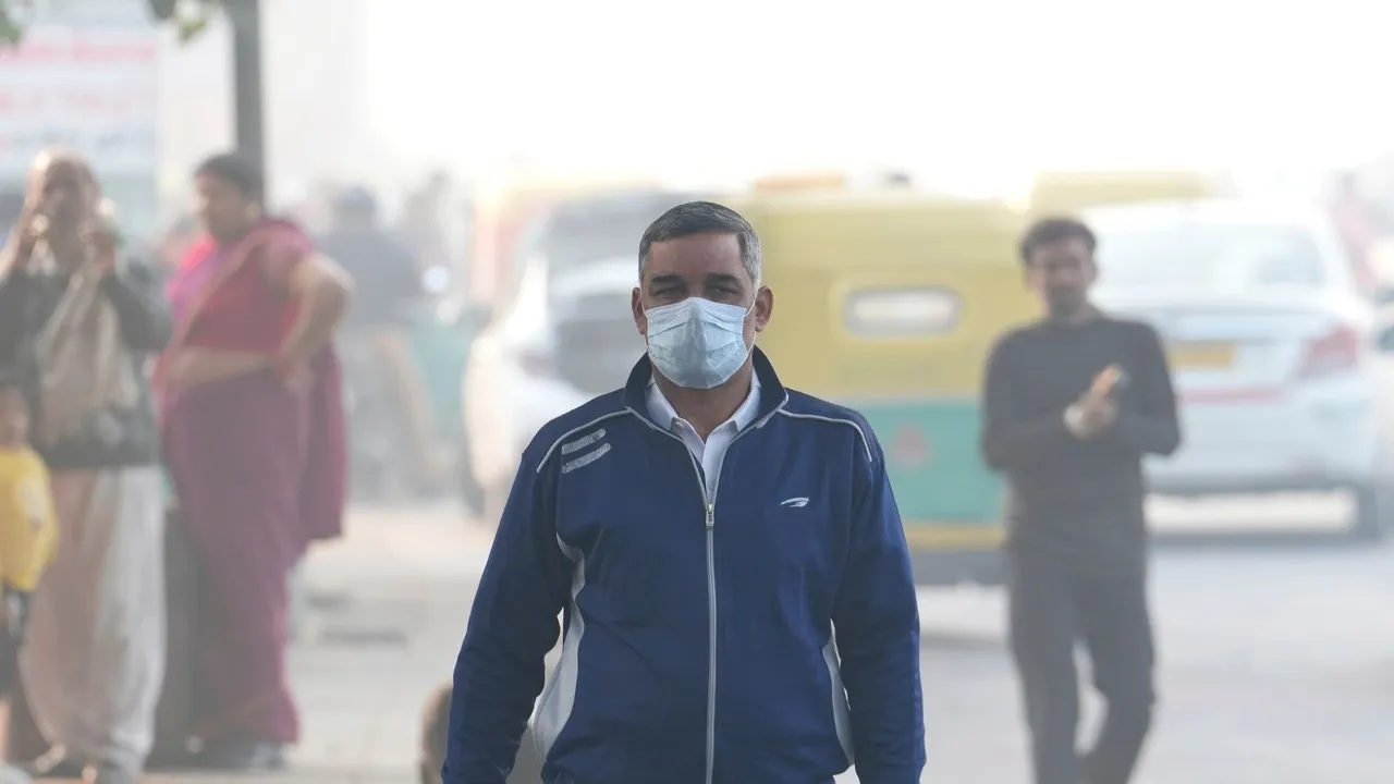 Delhi Pollution Smog Mask Air Quality Index AQI Air Pollution
