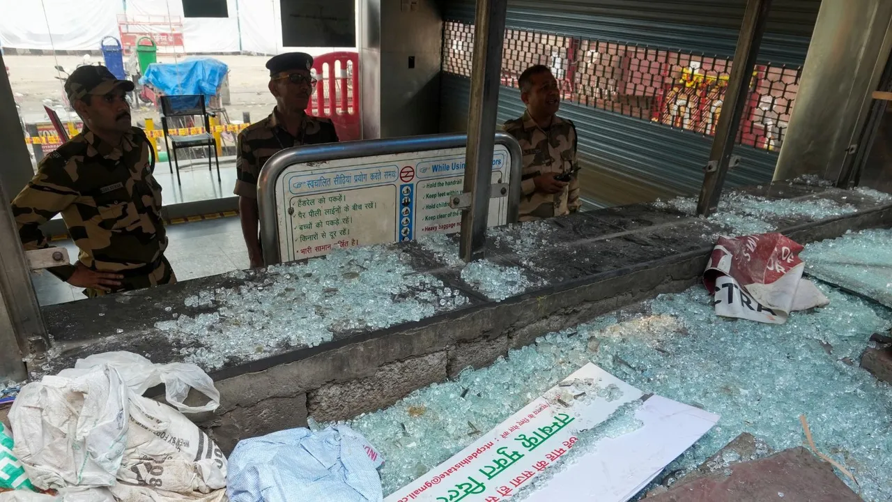 Delhi Blast Red Fort Metro Station