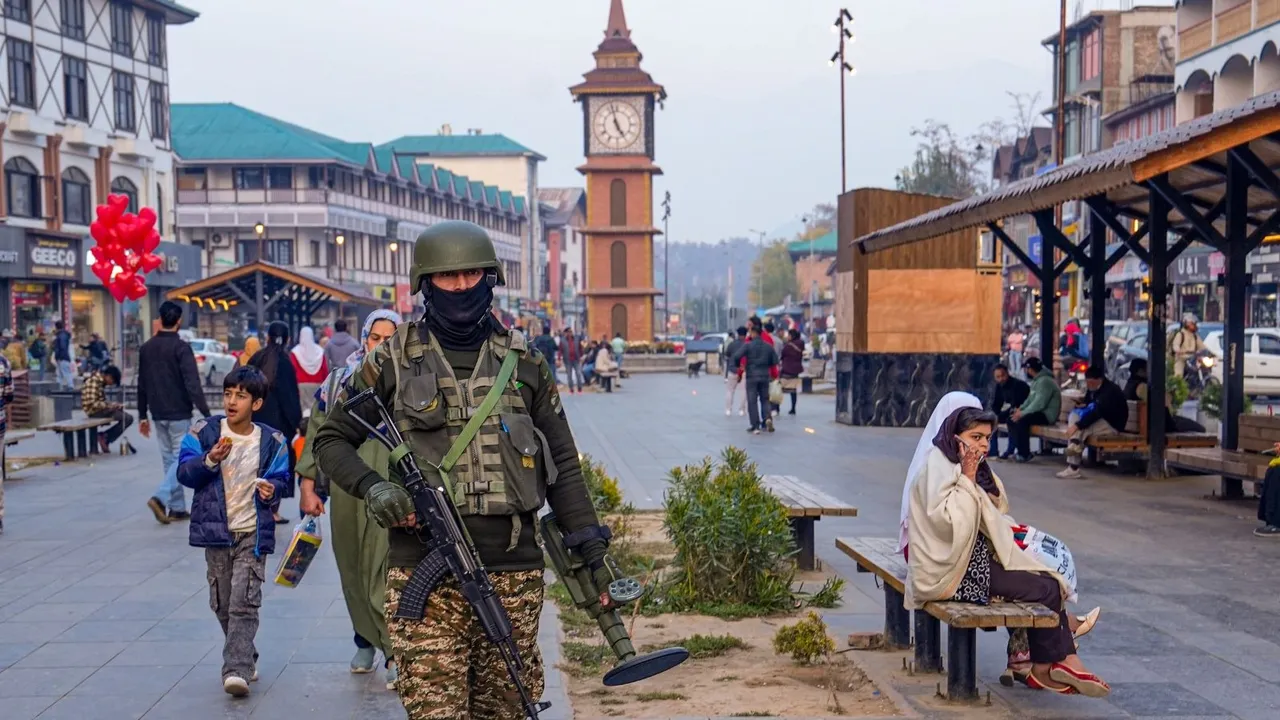 Srinagar Lal Chowk Jammu and Kashmir Weather