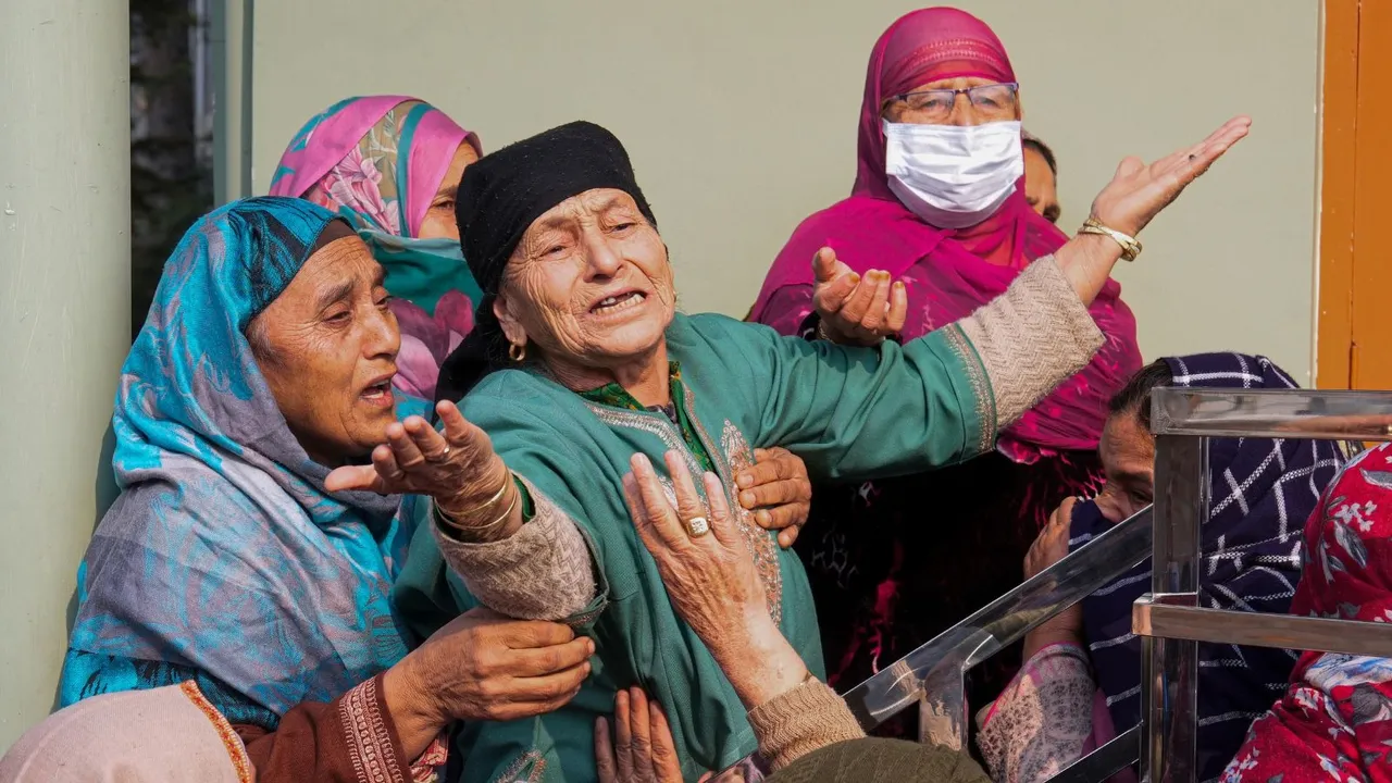 Nowgam police station blast