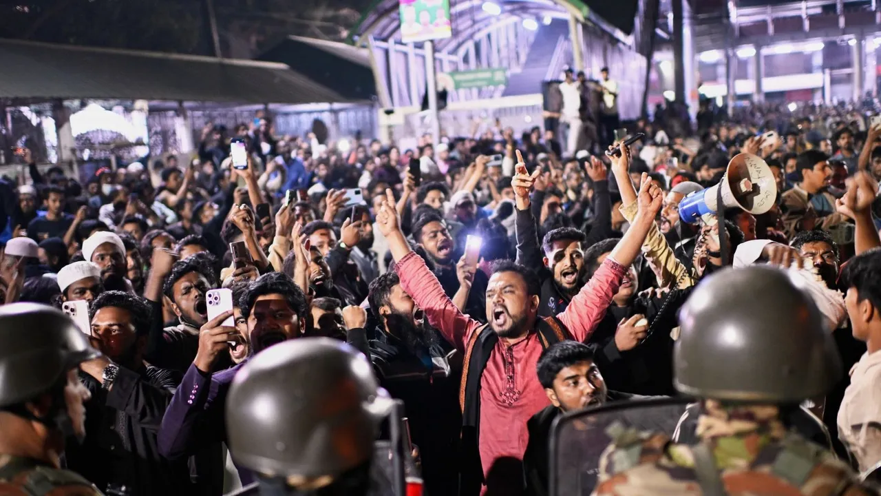 Bangladesh Crisis Dhaka Protests