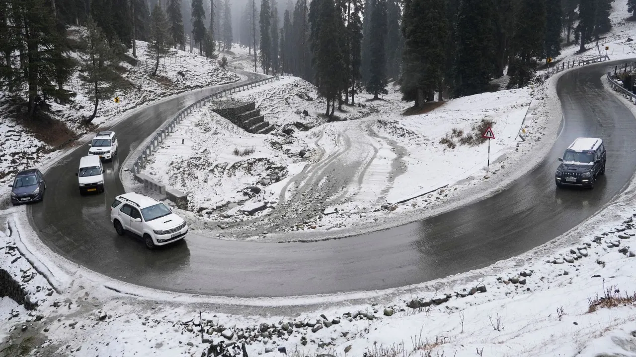 Gulmarg Jammu and Kashmir Snowfall