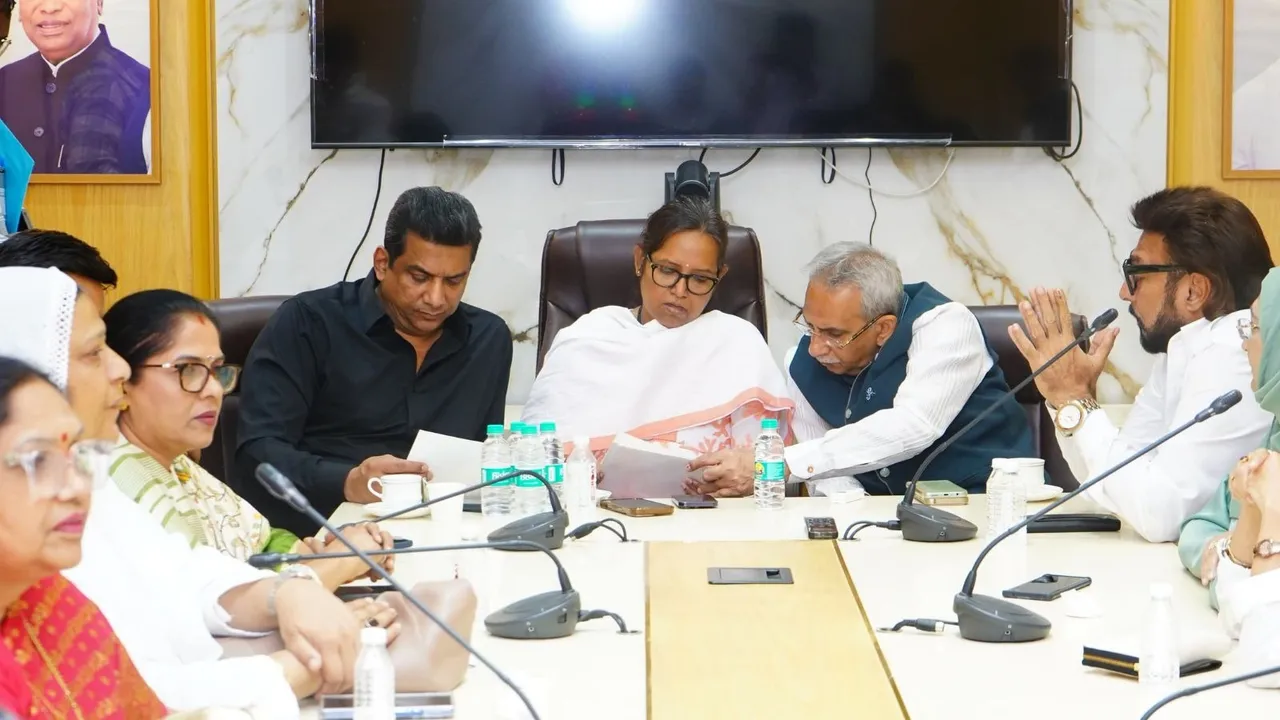 Varsha Gaikwad BMC Elections