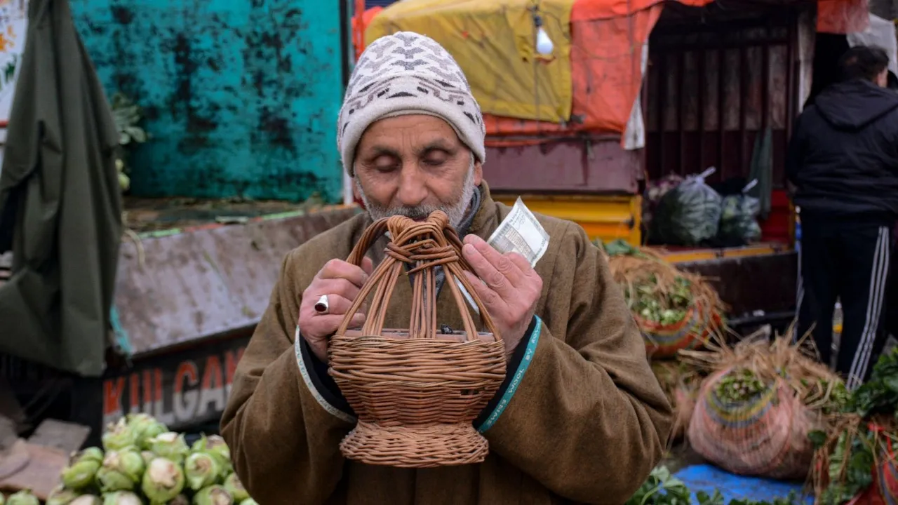 Srinagar Winter Jammu And Kashmir Weather Kangri Kashmir Winters