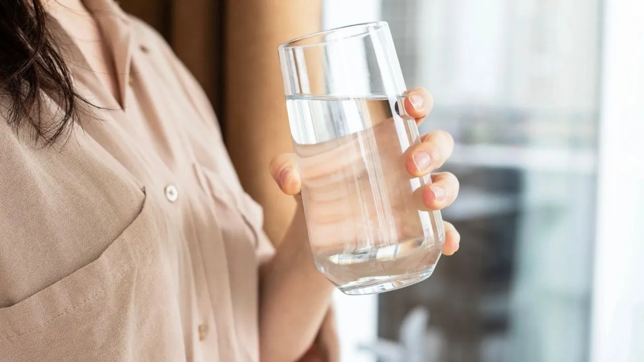 Drinking Water Drinking Hot Water Thirsty Clean Drinking Water Clean Water