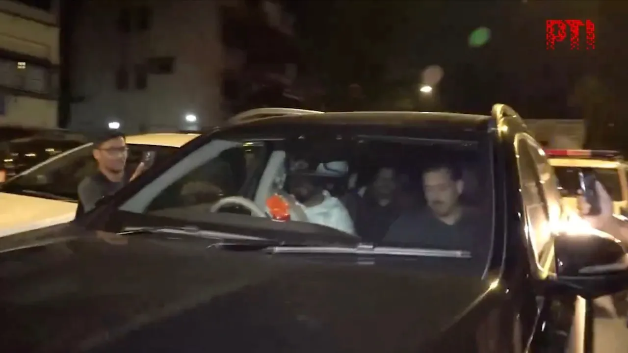 Salman Khan leaves Lilavati Hospital after seeing his father Salim Khan on Tuesday, Feb 17, 2026.