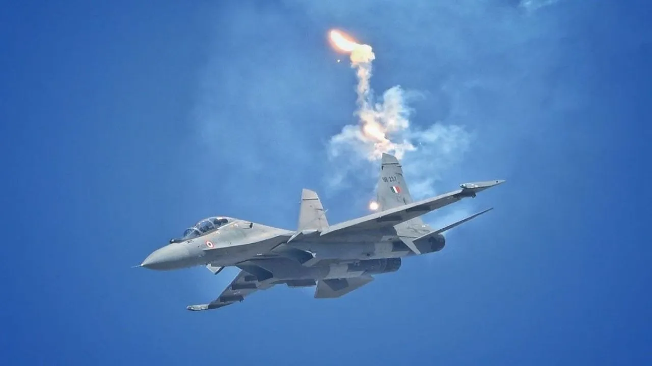 Su 30MKI fighter jet crash in Assam