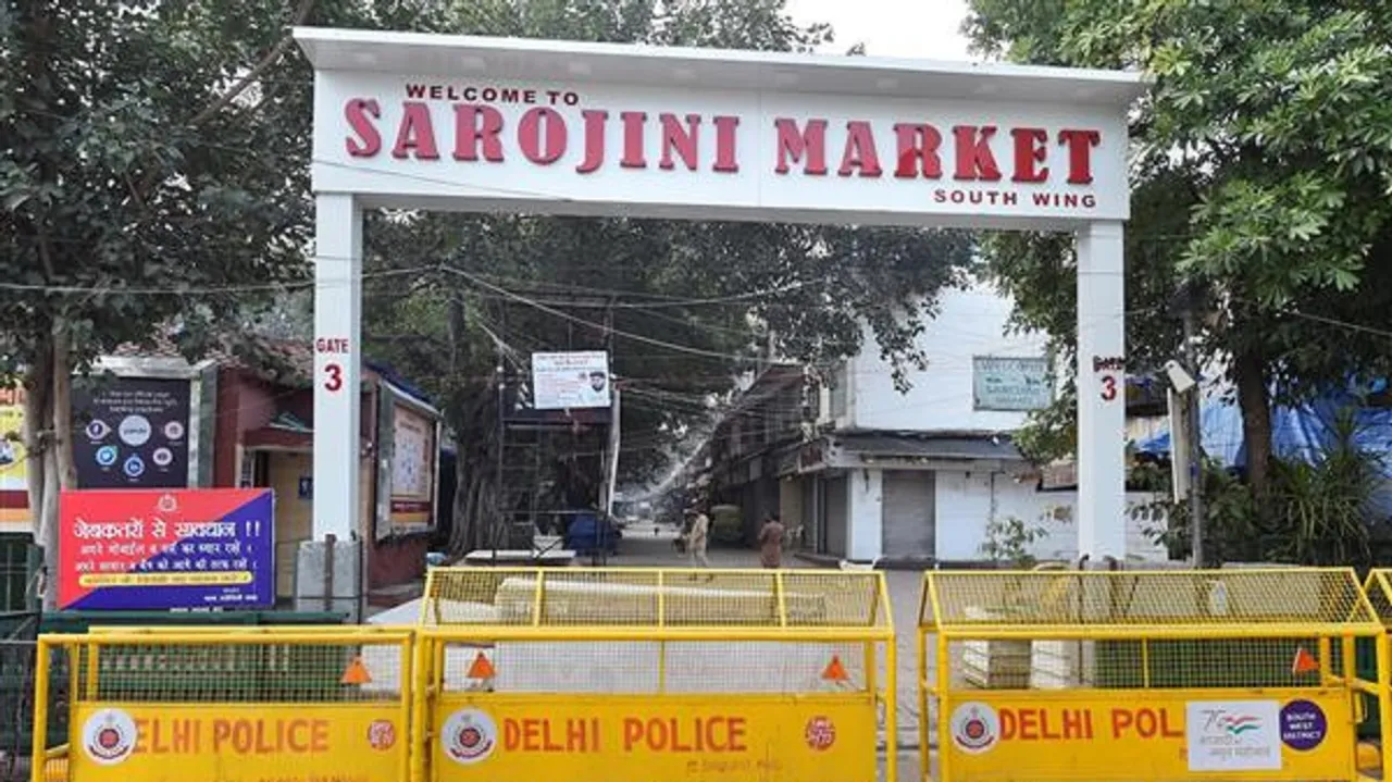 Sarojini market.jpg