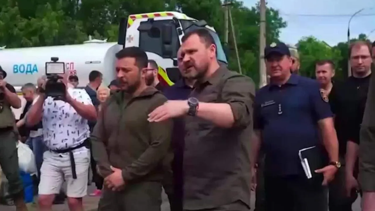 Volodymyr Zelenskyy at the flood hit area.jpg