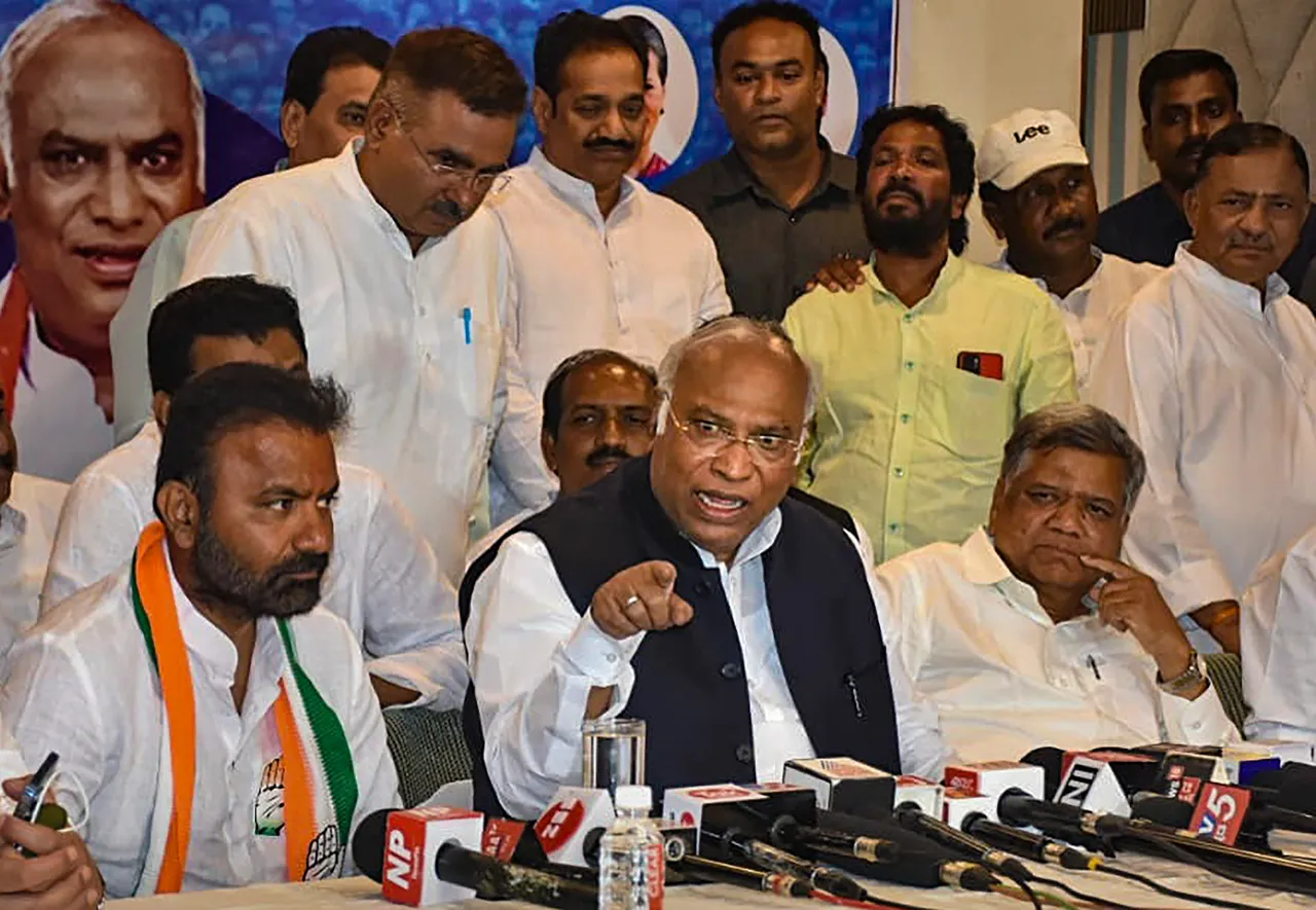 mallikarjun Kharge addresses media in Hubballi