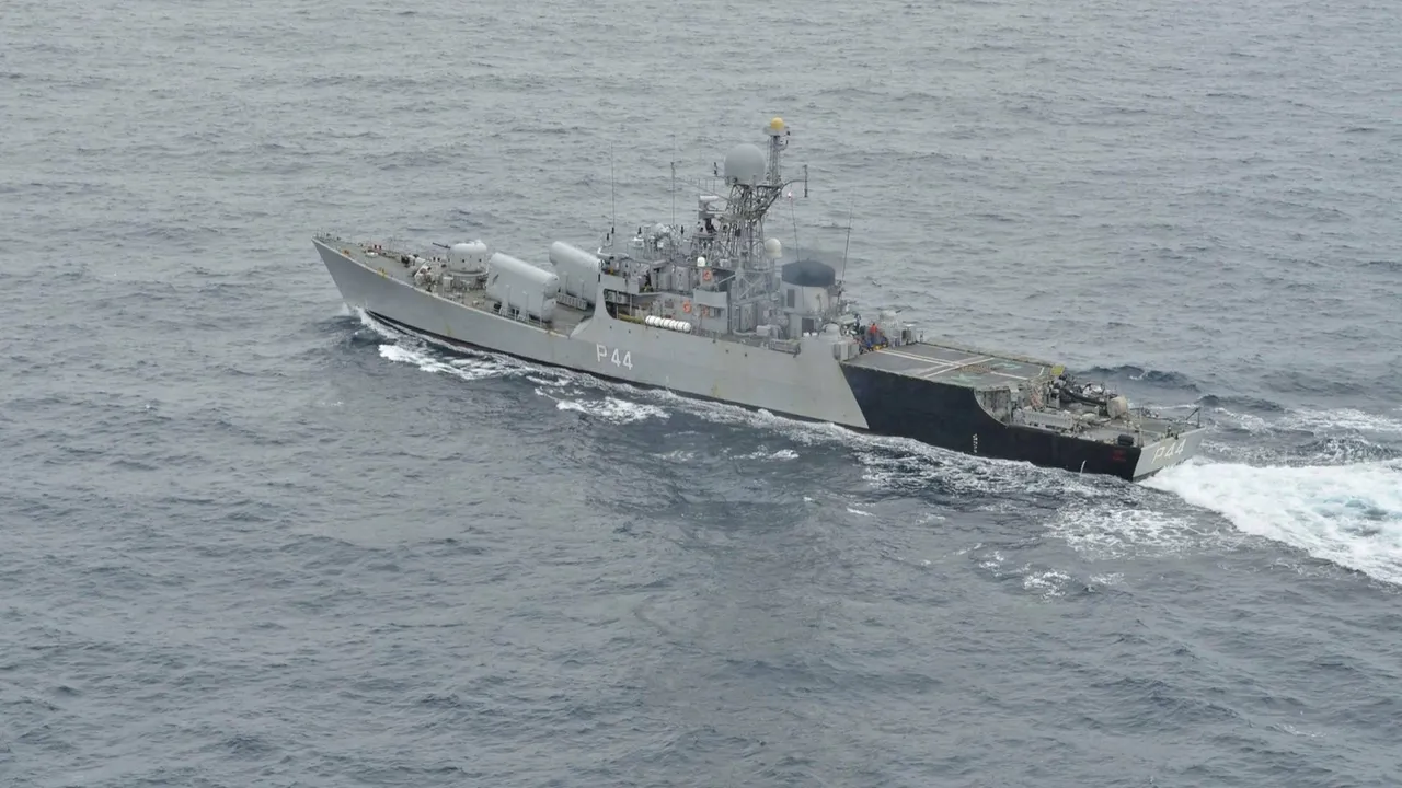 INS Kirpan to Vietnam