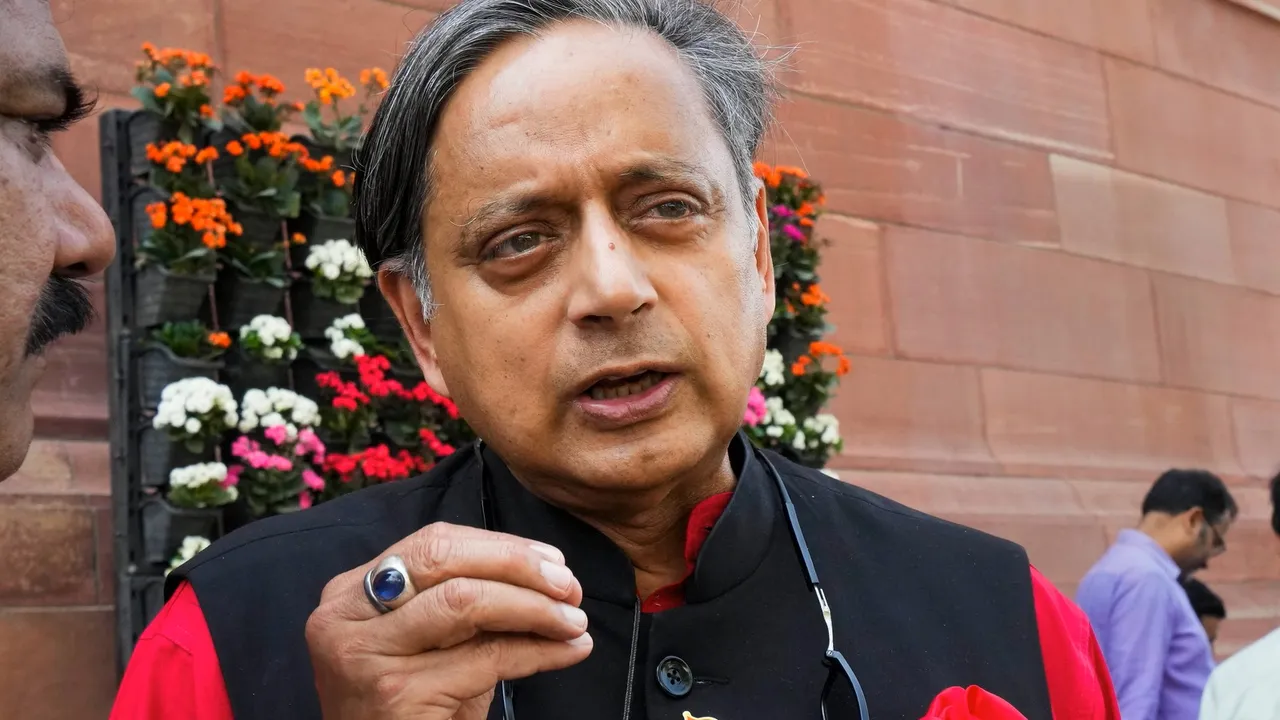 Shashi Tharoor Parliament