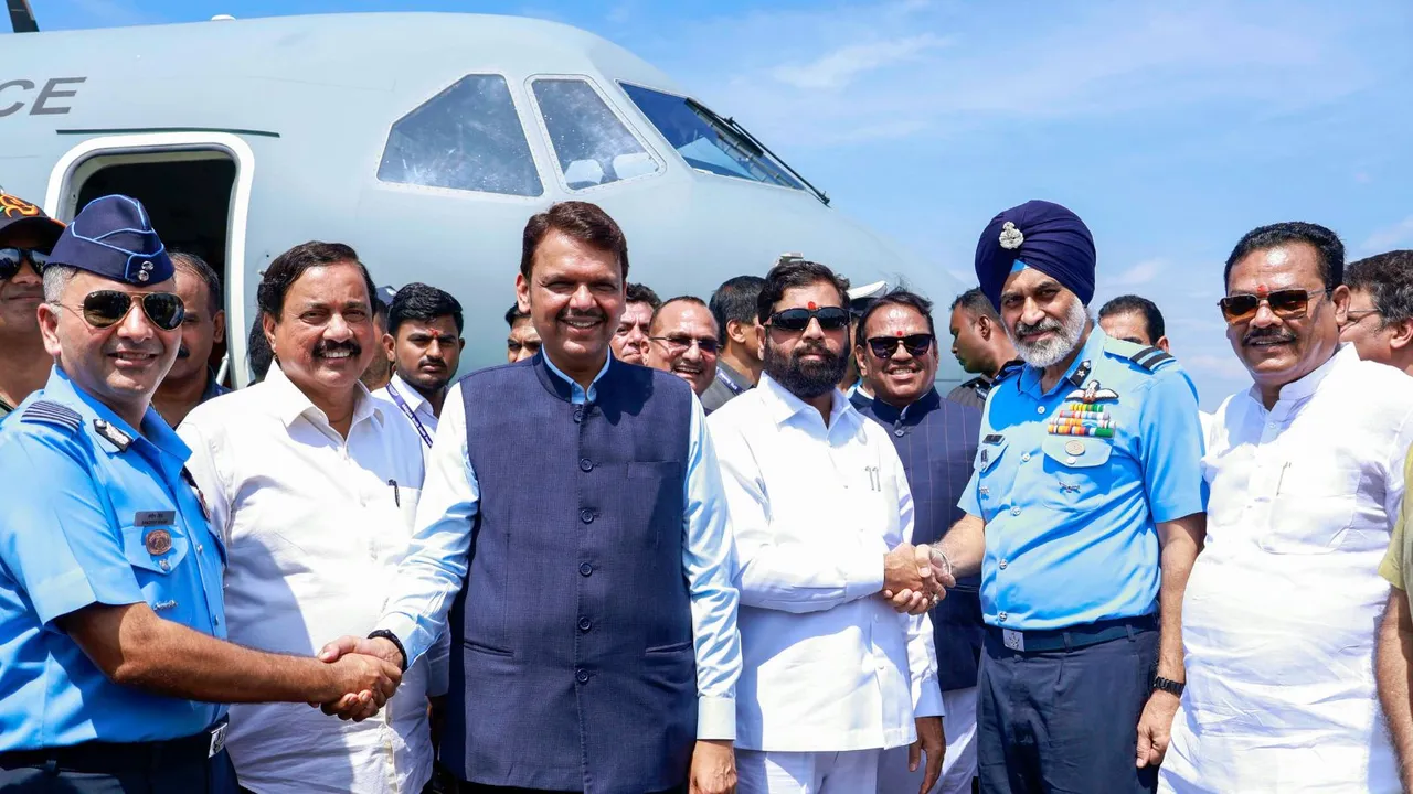 Maharashtra Chief Minister Eknath Shinde, Dy CM Devendra Fadnavis and others during inauguration of the Navi Mumbai Airport runway, in Mumbai, Friday, Oct. 11, 2024.