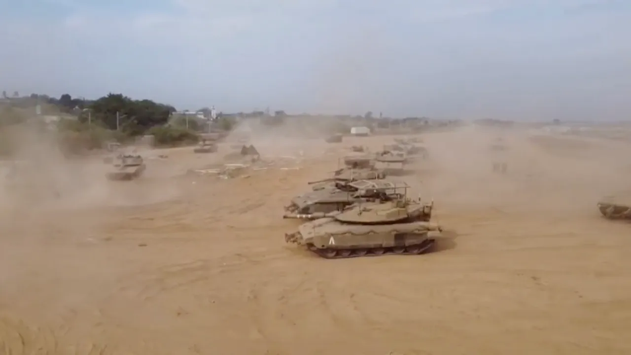 Israeli tanks enter Gaza