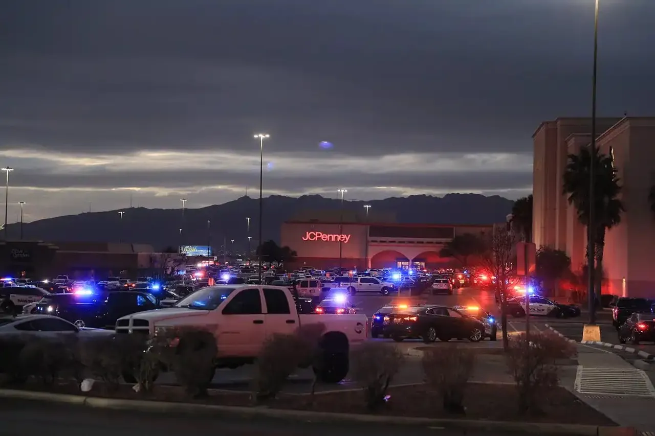 Texas shopping mall shooting