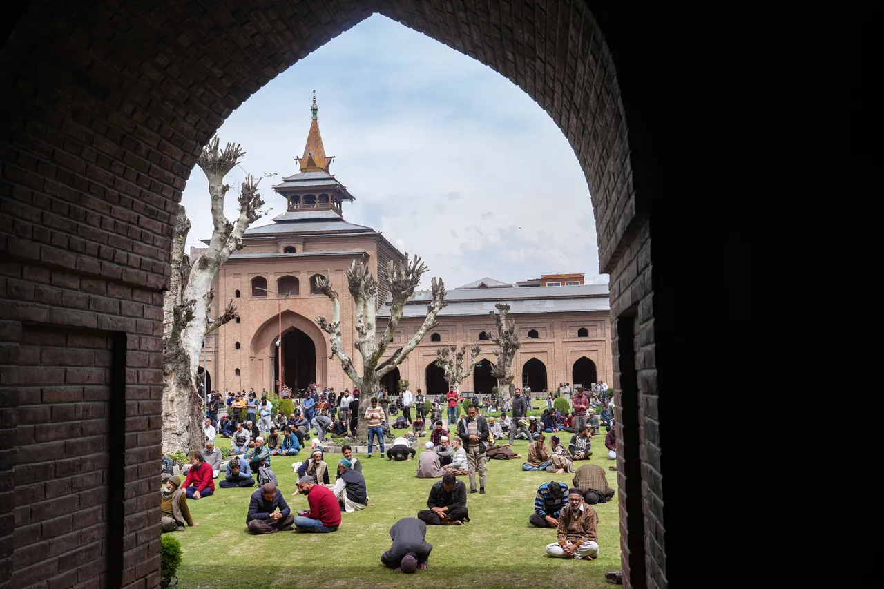 Ramadan in Srinagar Mosque Ramazan