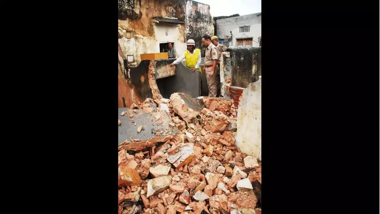 Dholpur House Collapse