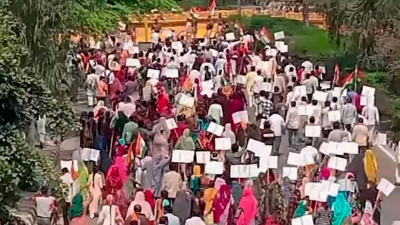 Pakistani Hindu Refugees CAA Protest
