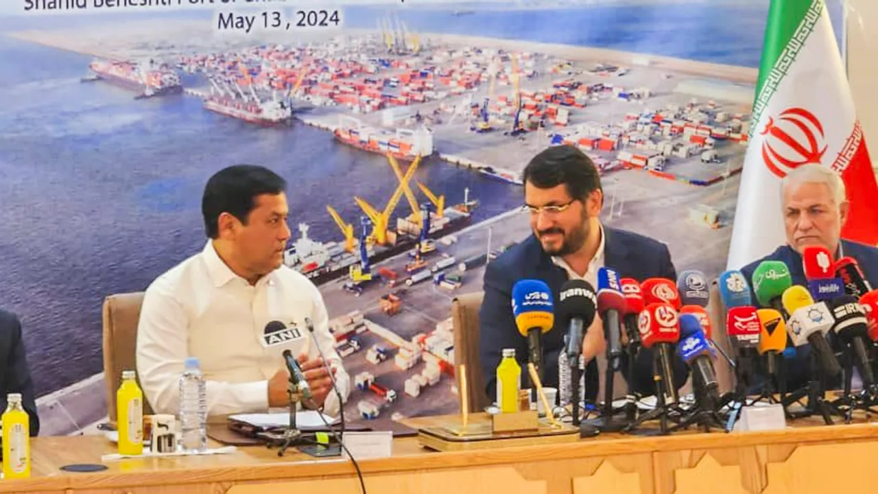 Union MoS for Ports, Shipping and Waterways Sarbananda Sonowal during the signing of a contract between India Ports Global Ltd. & Ports and Maritime organisation of Iran for the operation of the Shahid Beheshti Port in Chabahar, Iran.