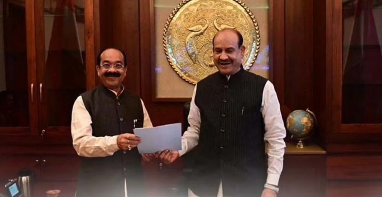 om birla receiving resignation letter.jpg