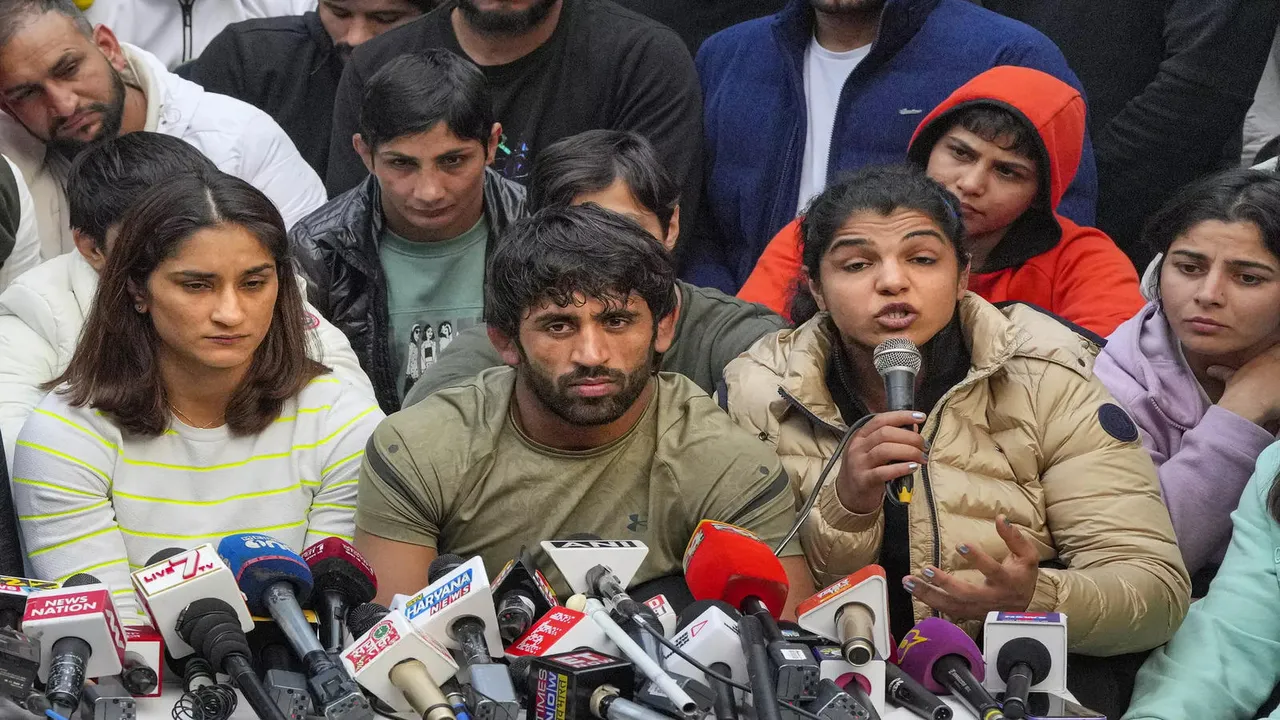 Wrestlers Vinesh Phogat Bajrang Punia and Sakshi Malik at Jantar Mantar during protest, in New Delhi