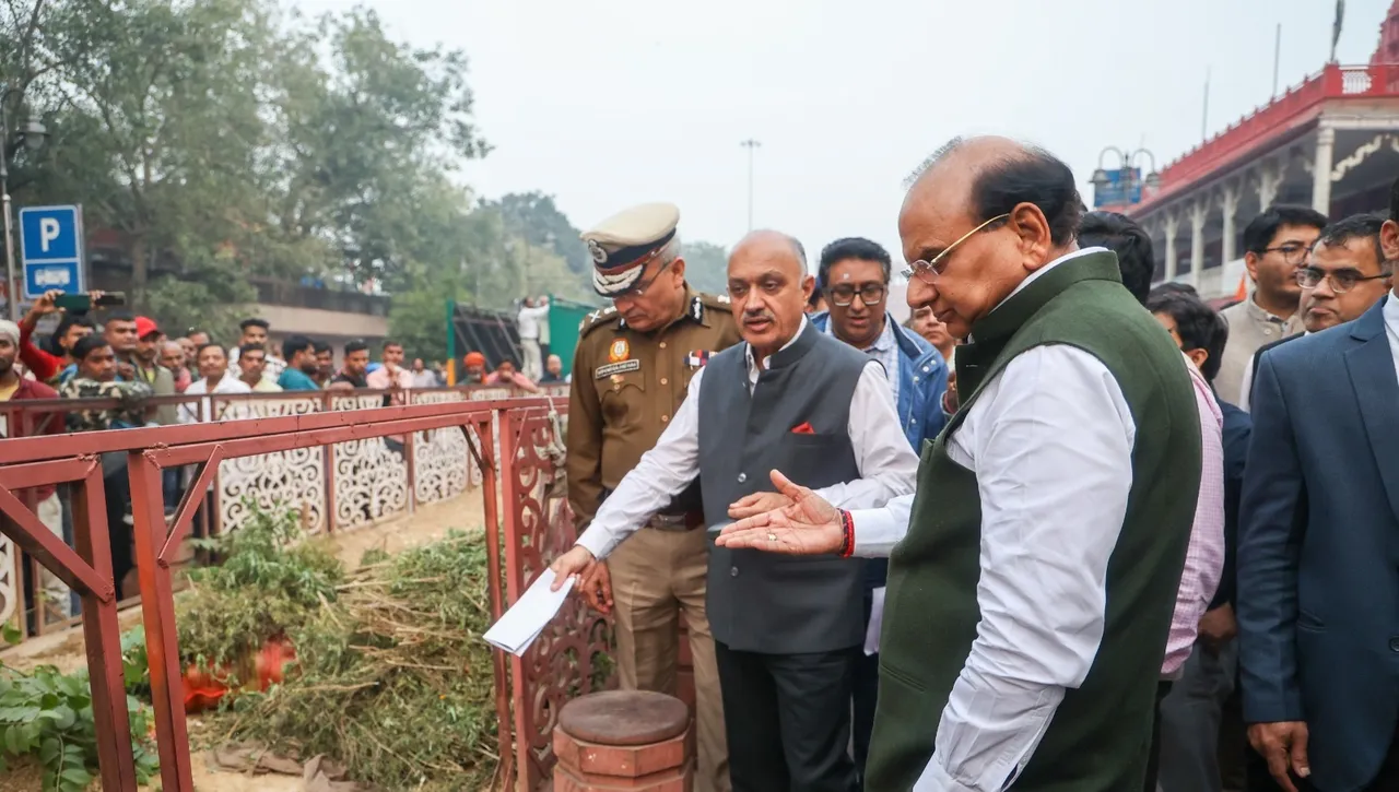 VK Saxena Chnadni Chowk.jpg
