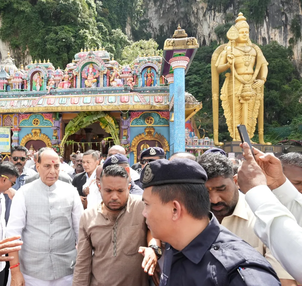 rajnath singh Batu caves.jpg