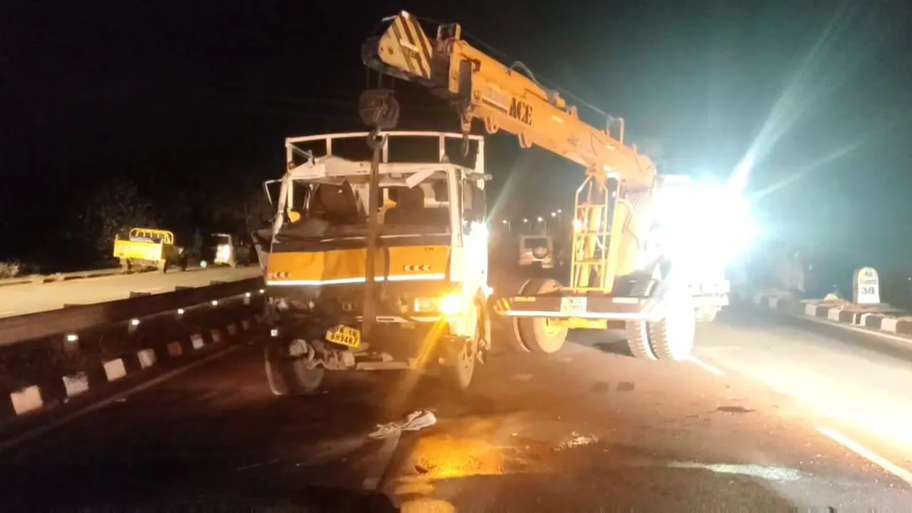 Natrampalli Road Accident