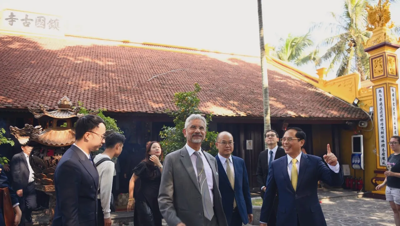 S jaishanakr Bui Thanh Son.jpg