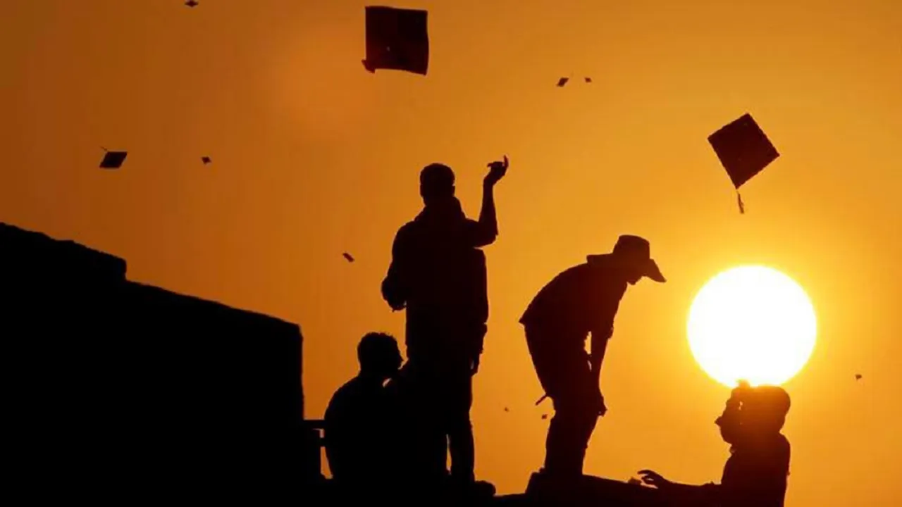 Kite flying Chinese Manja Uttarayan Kite Festival
