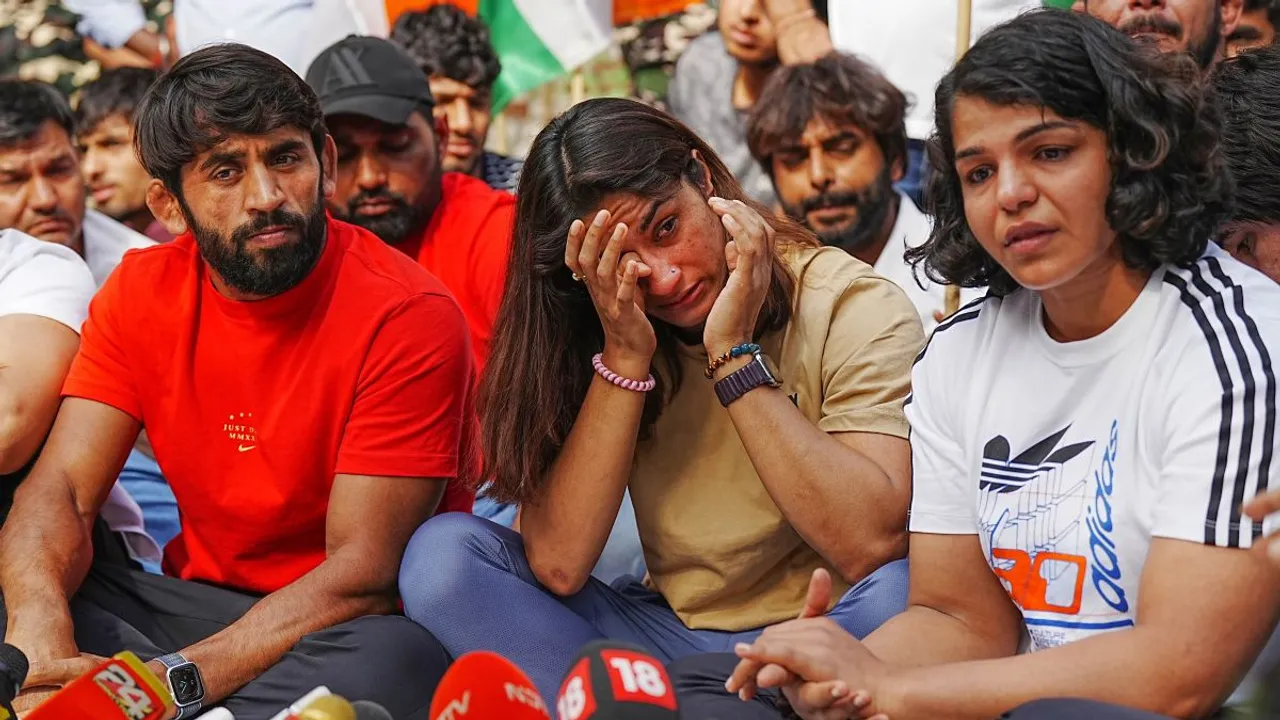 wrestlers protest Supreme Court