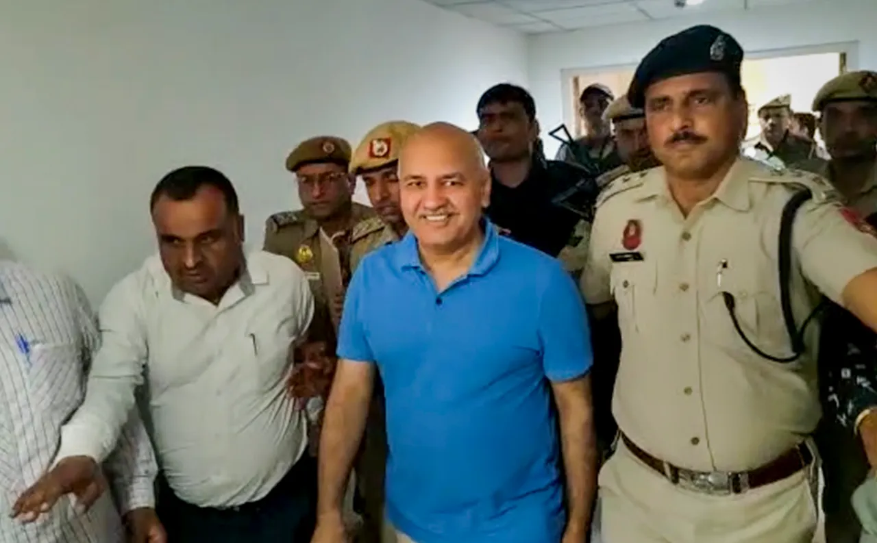 Manish Sisodia at Rouse Avenue Court