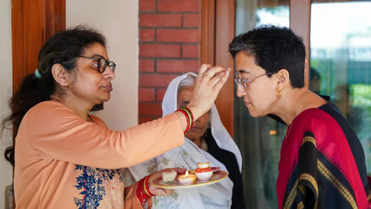 Atishi Manish Sisodia family