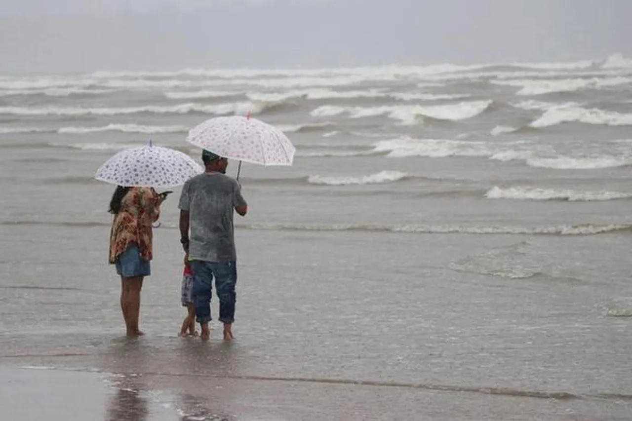 goa COAST RAIN.jpg