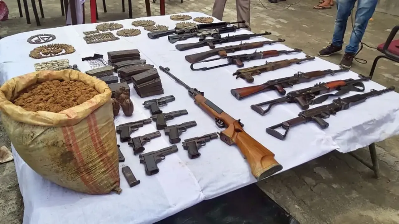 Explosives Naxals Maha.webp