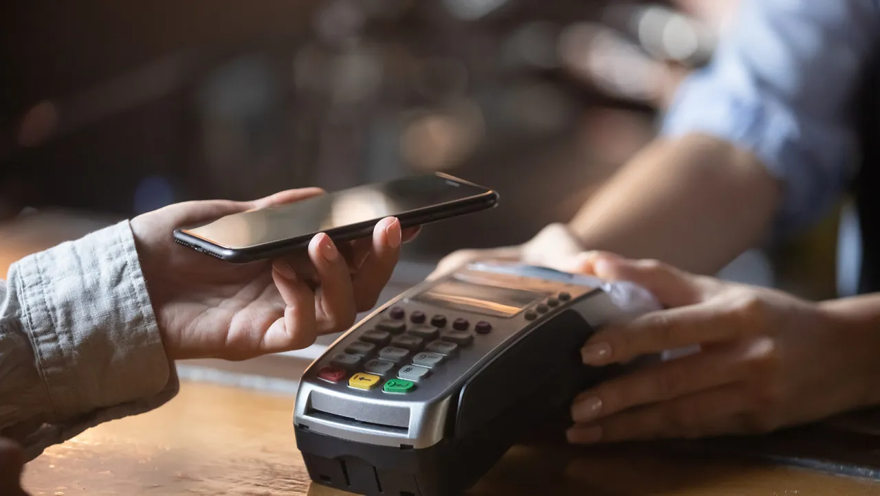 cashless society.png