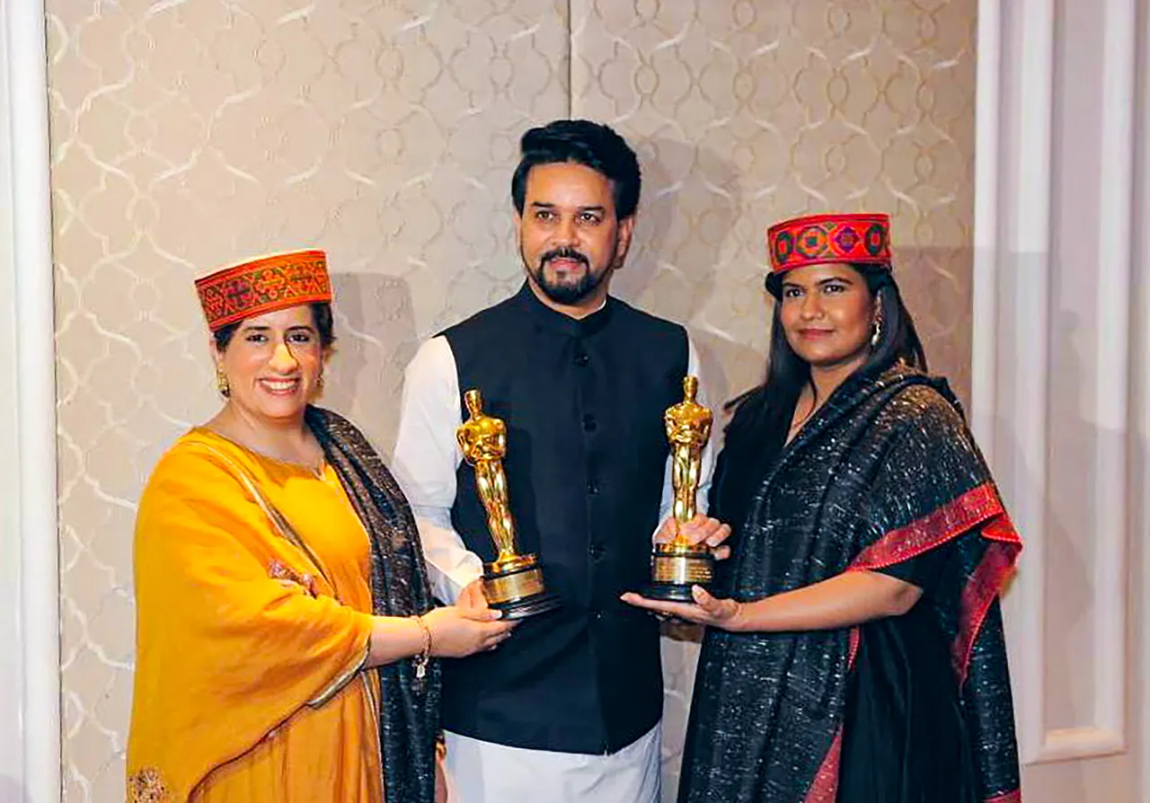 Anurag Thakur with The Elephant Whisperers makers