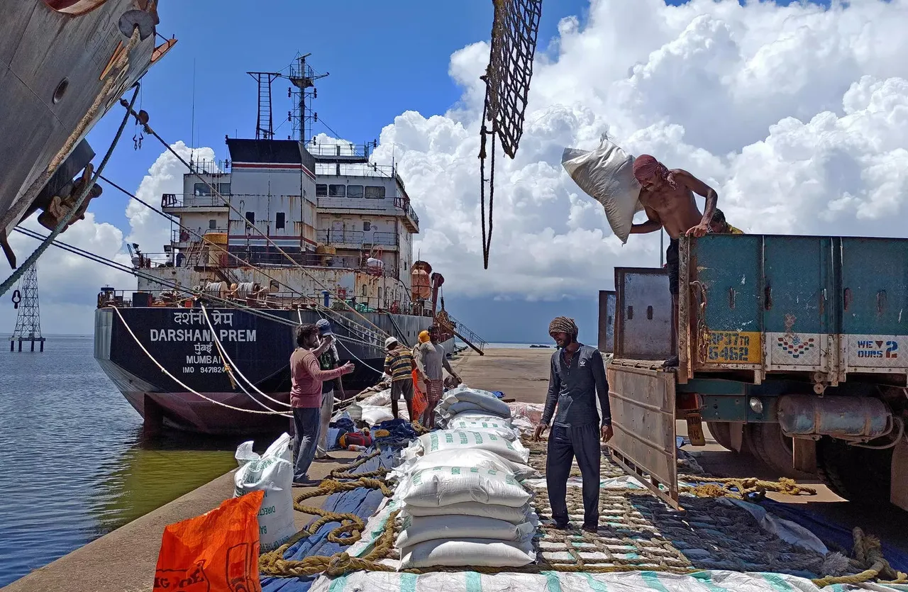 Port shipping waterways.jpg
