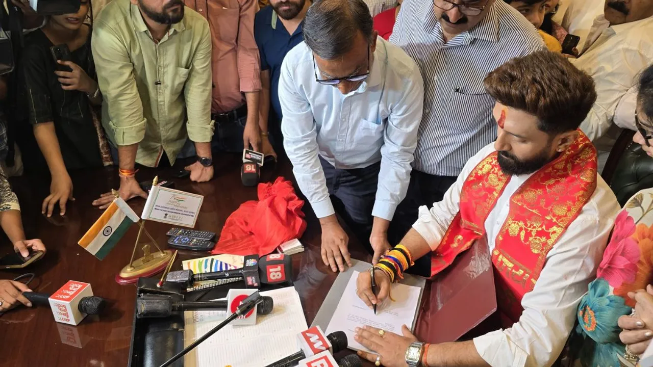 LJP (Ram Vilas) leader Chirag Paswan takes charge as the Minister of Food Processing Industries.