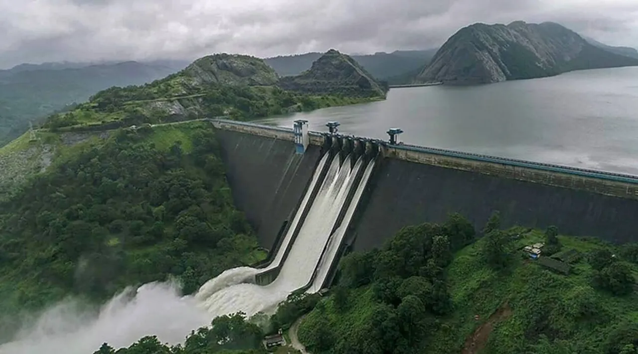 idduki rainfall dam.jpg