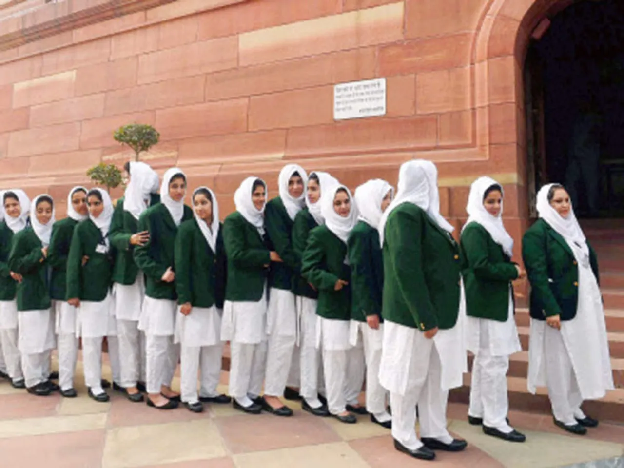 Jammu and Kashmir Students Educational Trip