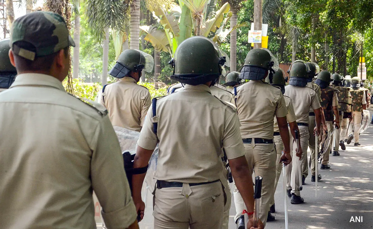 Police force west bengal.webp
