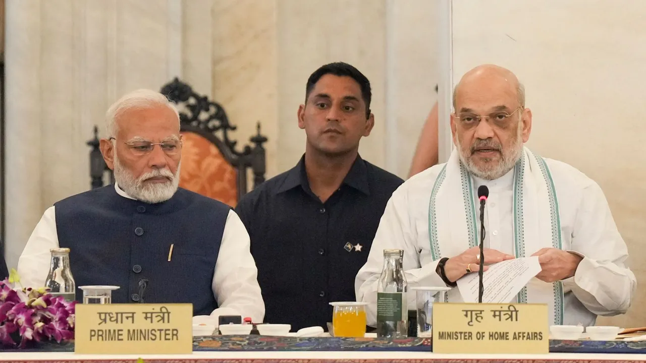Prime Minister Narendra Modi with Home Minister Amit Shah (File image)