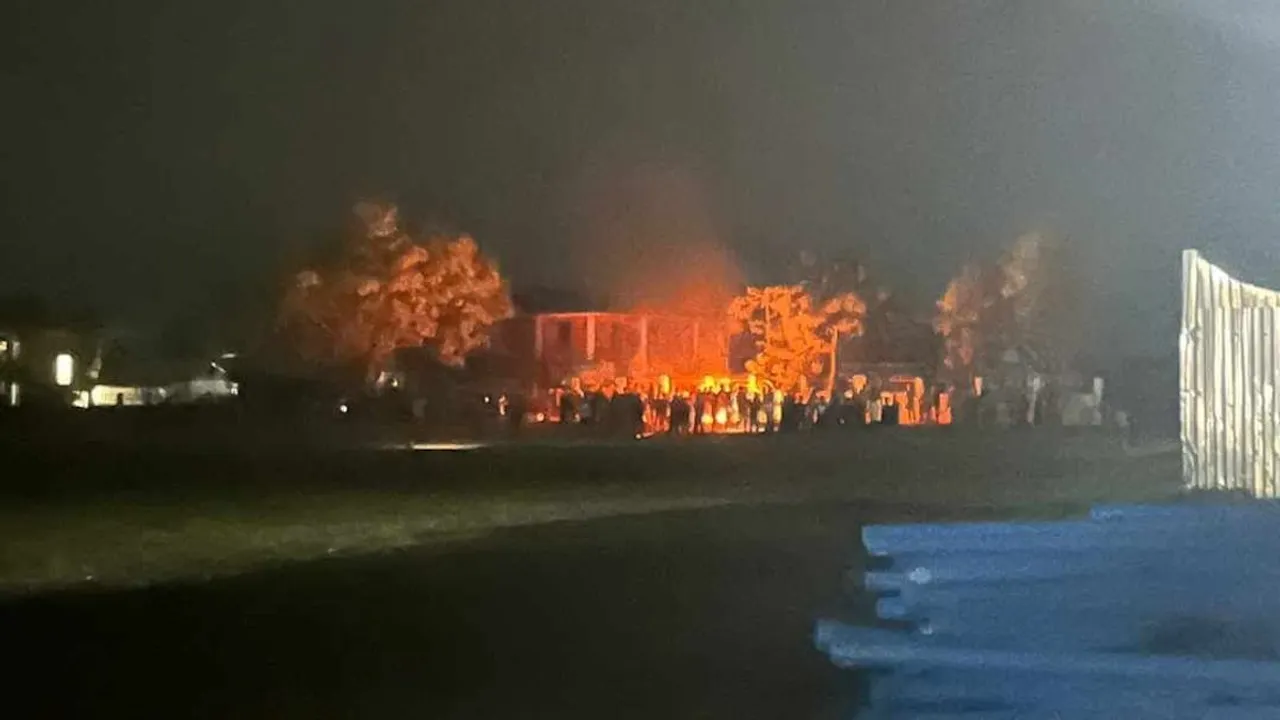 Manipur mob vandalise CM rally venue